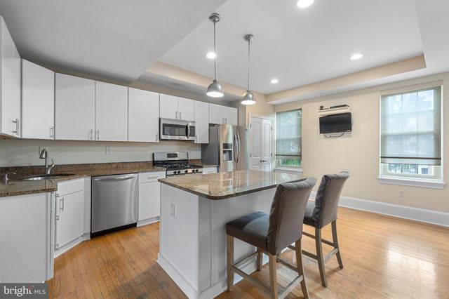 309 E GIRARD AVE, Philadelphia, PA 19125