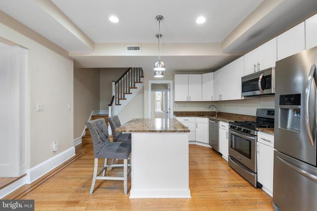 309 E GIRARD AVE, Philadelphia, PA 19125