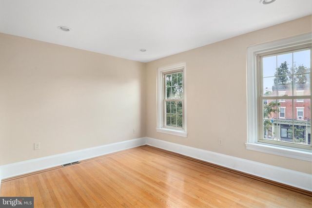 309 E GIRARD AVE, Philadelphia, PA 19125