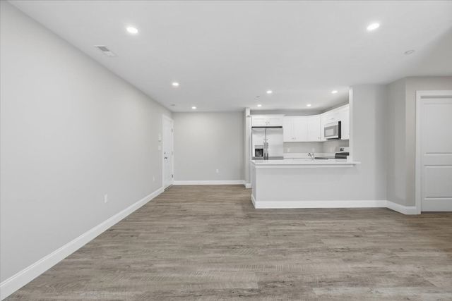 206 Central Street A, Avon, MA 02332