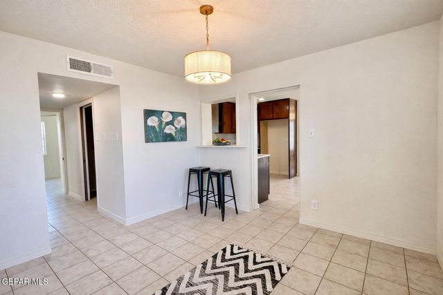 10364 NEWCASTLE Drive, El Paso, TX 79924