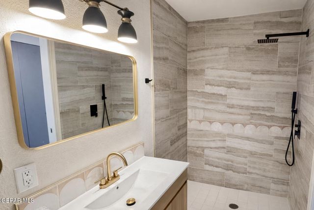 10364 NEWCASTLE Drive, El Paso, TX 79924