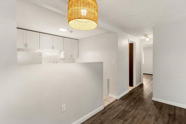 31 Jones Ter 6, Stoughton, MA 02072