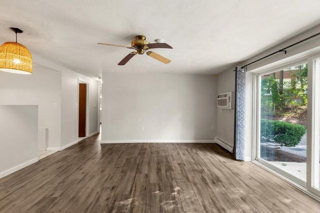 31 Jones Ter 6, Stoughton, MA 02072
