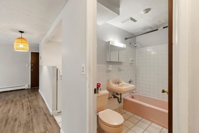 31 Jones Ter 6, Stoughton, MA 02072