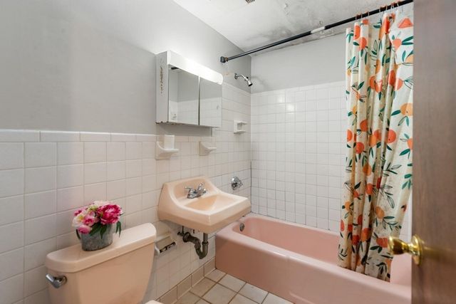31 Jones Ter 6, Stoughton, MA 02072