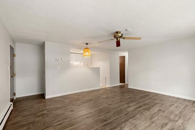 31 Jones Ter 6, Stoughton, MA 02072