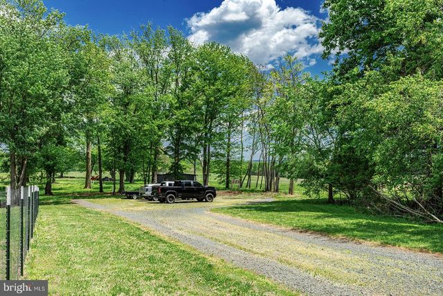 14558 CHAPEL LN, Leesburg, VA 20176