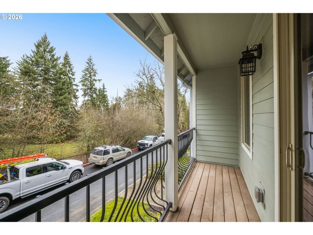 1912 Ne 48TH Way, Hillsboro, OR 97124