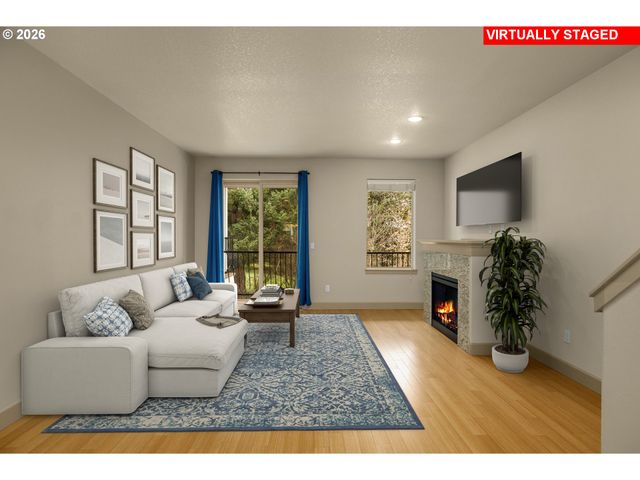 1912 Ne 48TH Way, Hillsboro, OR 97124