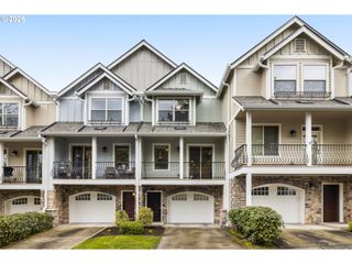1912 Ne 48TH Way, Hillsboro, OR 97124