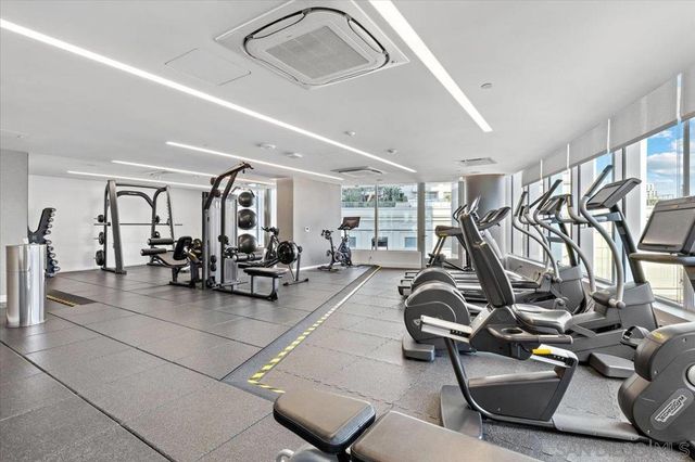 888 W E St 805, San Diego, CA 92101