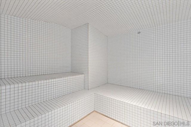 888 W E St 805, San Diego, CA 92101