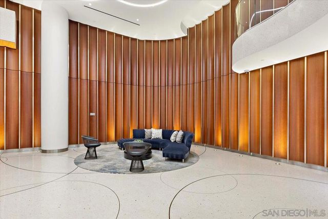 888 W E St 805, San Diego, CA 92101