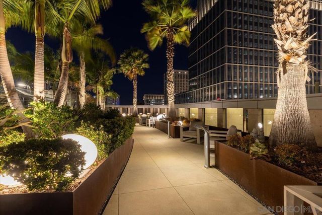 888 W E St 805, San Diego, CA 92101