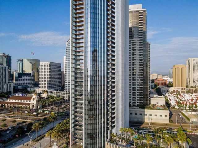 888 W E St 805, San Diego, CA 92101