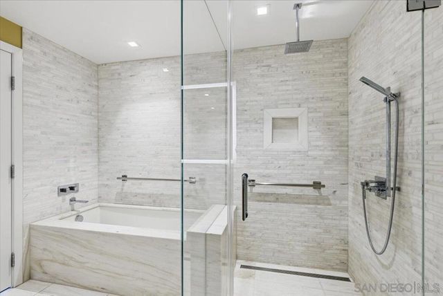 888 W E St 805, San Diego, CA 92101