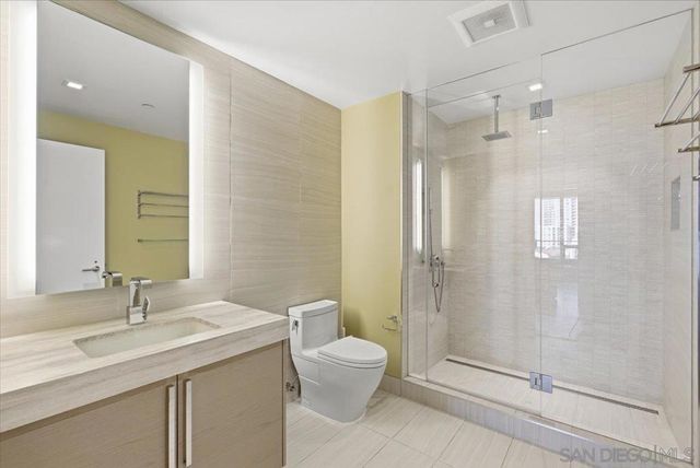 888 W E St 805, San Diego, CA 92101