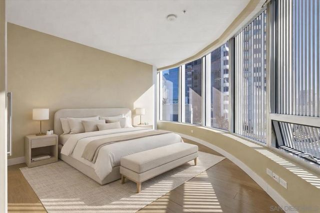 888 W E St 805, San Diego, CA 92101