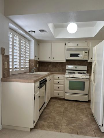 3624 S Monitor Cir, Stockton, CA 95219