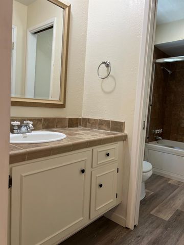 3624 S Monitor Cir, Stockton, CA 95219