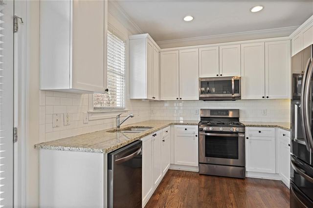1655 Barfield NW Run, Atlanta, GA 30318