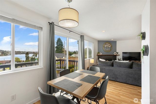 2505 -2507 N Wycoff Avenue, Bremerton, WA 98312
