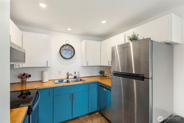 2505 -2507 N Wycoff Avenue, Bremerton, WA 98312