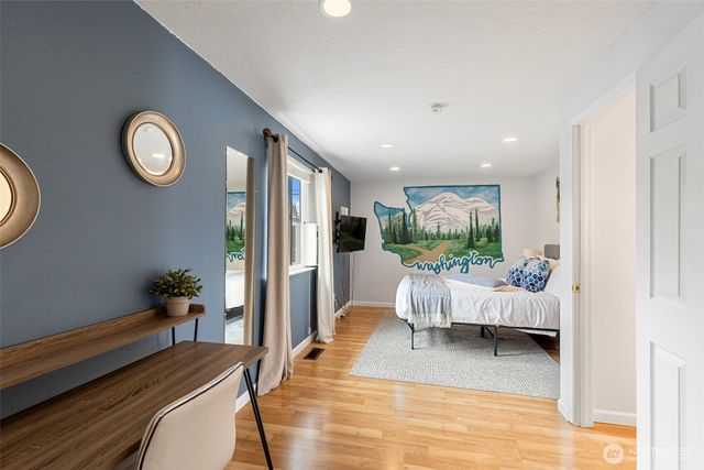2505 -2507 N Wycoff Avenue, Bremerton, WA 98312