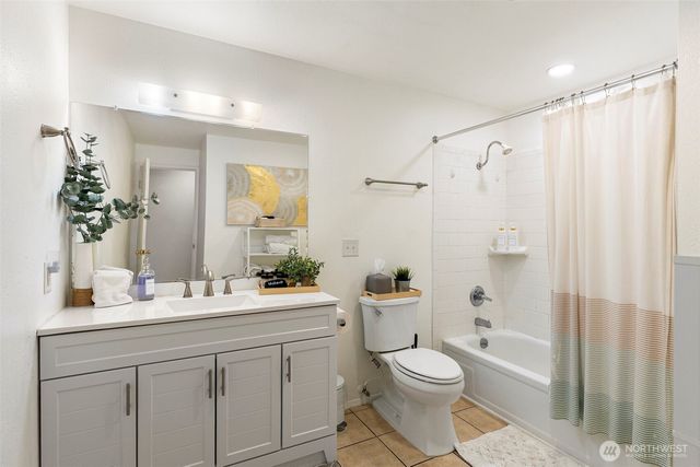 2505 -2507 N Wycoff Avenue, Bremerton, WA 98312