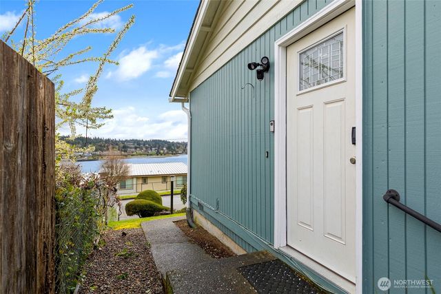 2505 -2507 N Wycoff Avenue, Bremerton, WA 98312