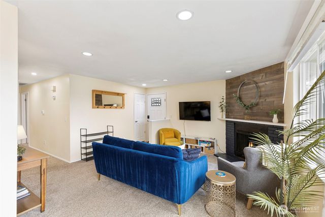 2505 -2507 N Wycoff Avenue, Bremerton, WA 98312