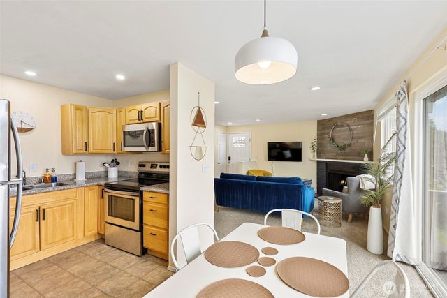 2505 -2507 N Wycoff Avenue, Bremerton, WA 98312