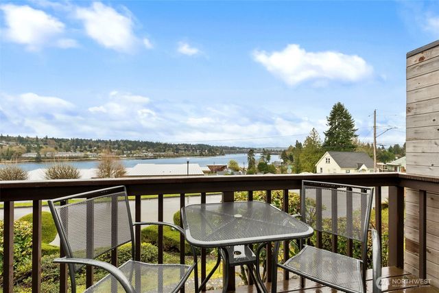 2505 -2507 N Wycoff Avenue, Bremerton, WA 98312