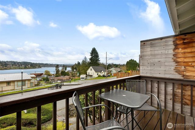 2505 -2507 N Wycoff Avenue, Bremerton, WA 98312