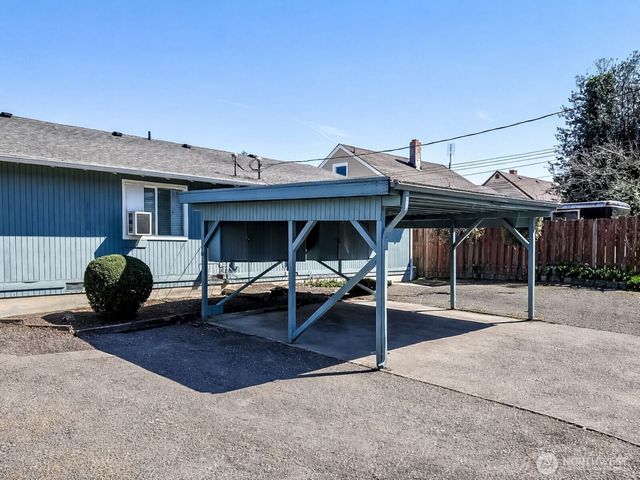 2505 -2507 N Wycoff Avenue, Bremerton, WA 98312