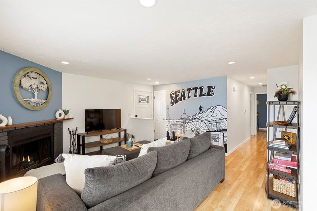 2505 -2507 N Wycoff Avenue, Bremerton, WA 98312
