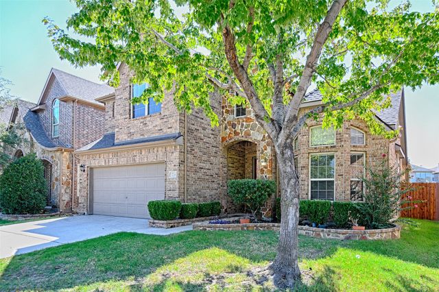 1216 Realoaks Drive, Fort Worth, TX 76131