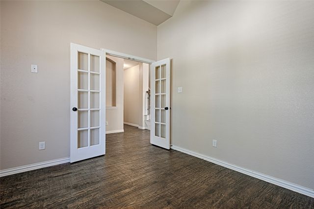 1216 Realoaks Drive, Fort Worth, TX 76131