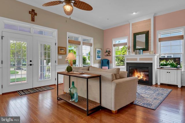 126 CLAIBORNE ST, Chester, MD 21619