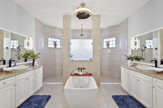 5096 GREENS DRIVE, Lady Lake, FL 32159