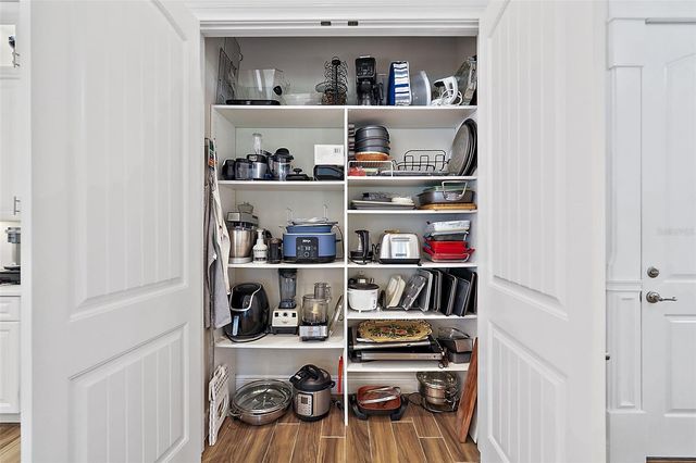 5096 GREENS DRIVE, Lady Lake, FL 32159