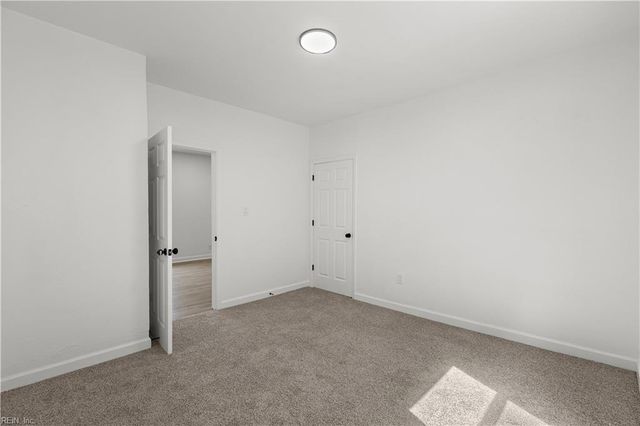 9509 Line Fence RD, Hayes, VA 23072