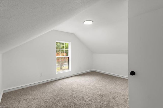 9509 Line Fence RD, Hayes, VA 23072