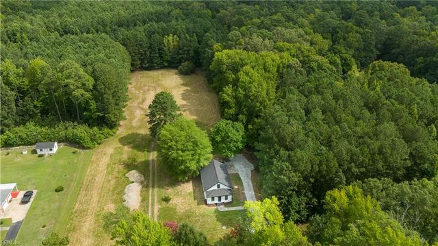 9509 Line Fence RD, Hayes, VA 23072
