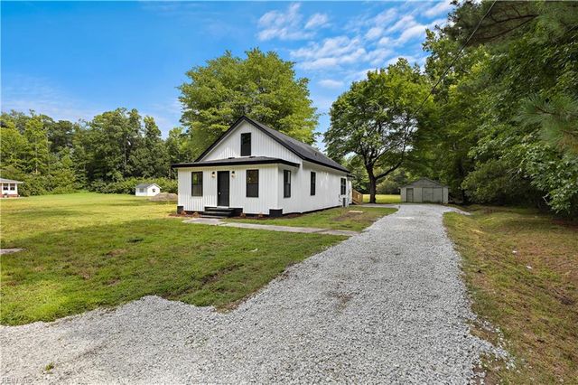 9509 Line Fence RD, Hayes, VA 23072