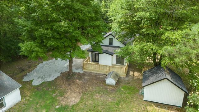 9509 Line Fence RD, Hayes, VA 23072