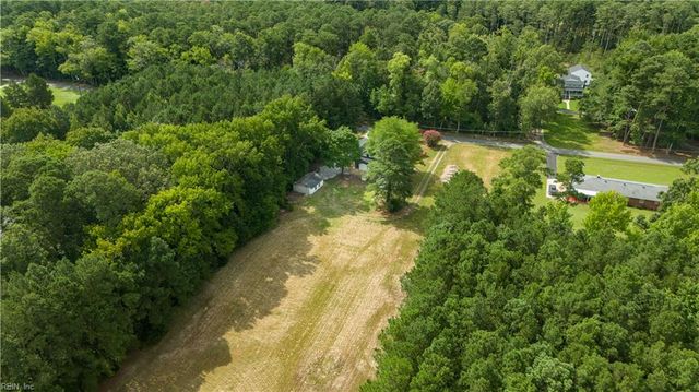 9509 Line Fence RD, Hayes, VA 23072