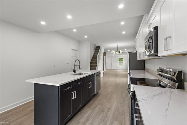 9509 Line Fence RD, Hayes, VA 23072