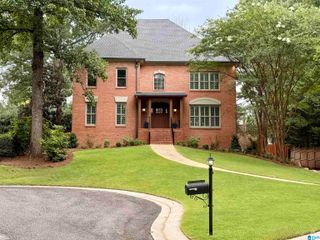 2804 CROSSWOOD CIRCLE, Vestavia Hills, AL 35216